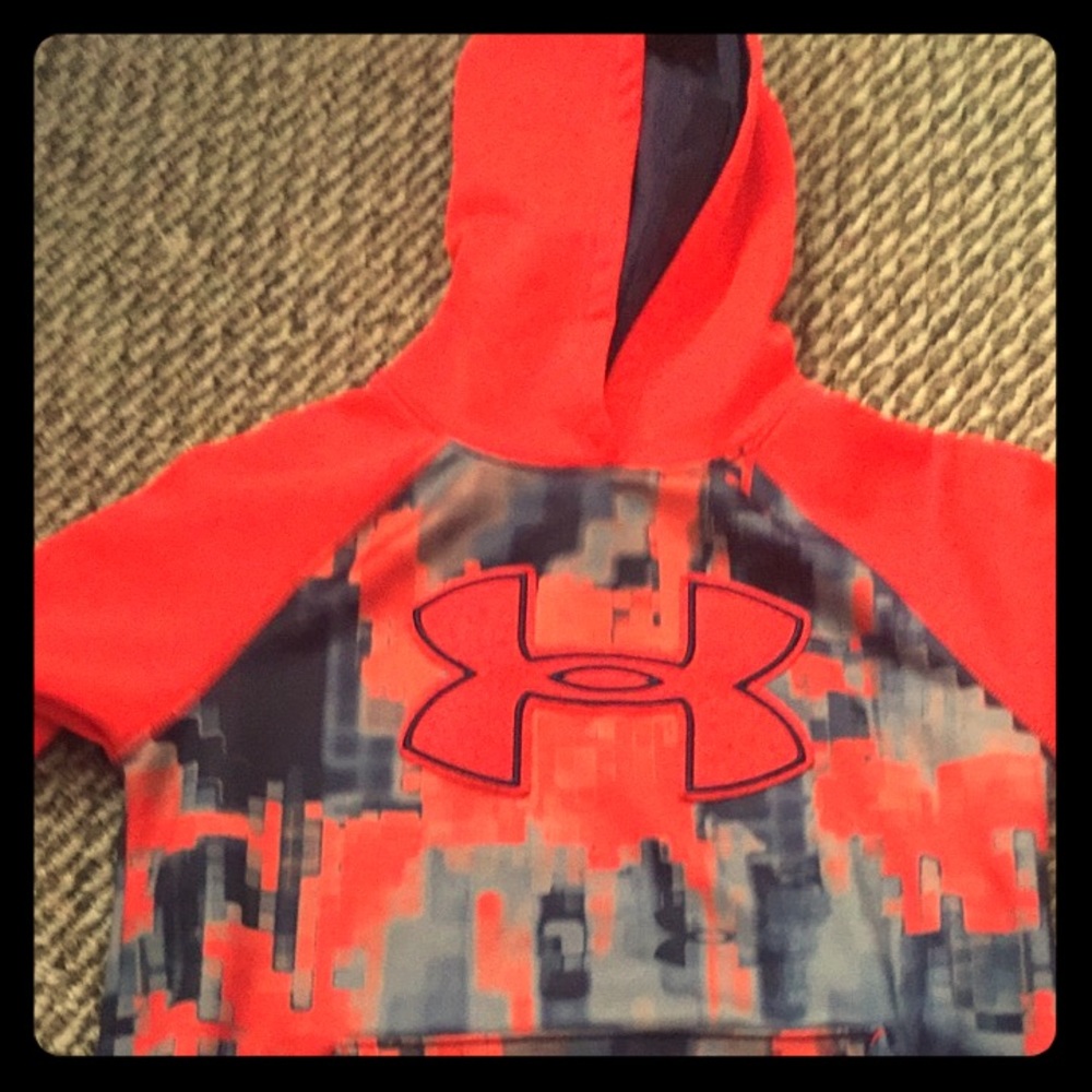 Boys Under Armour hoodie